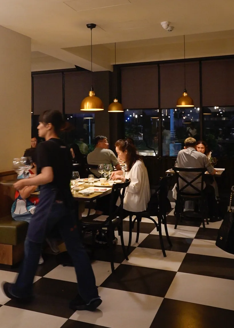LA ONE 聚餐空間